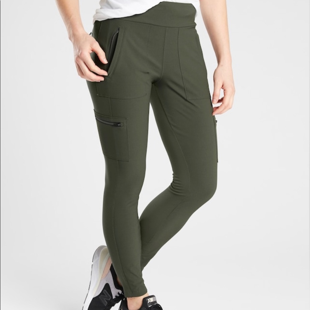 Athleta Headlands Hybrid Cargo Pants